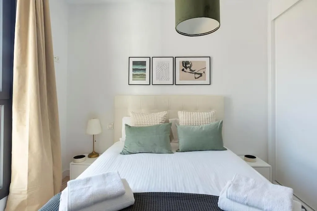 Skyline III Pool & Coworking By Ele Apartments Malaga