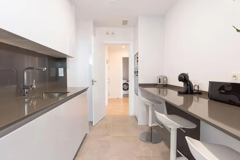 Skyline III Pool & Coworking By Ele Apartments Malaga 0*,