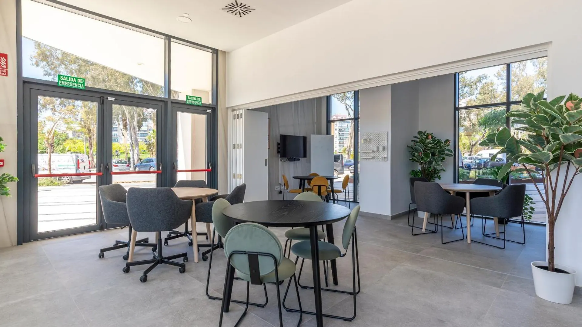 Skyline III Pool & Coworking By Ele Apartments Malaga 0*,
